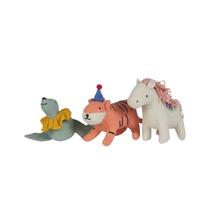 Holdie Folk Circus Animals (Set of 3) by Olliella